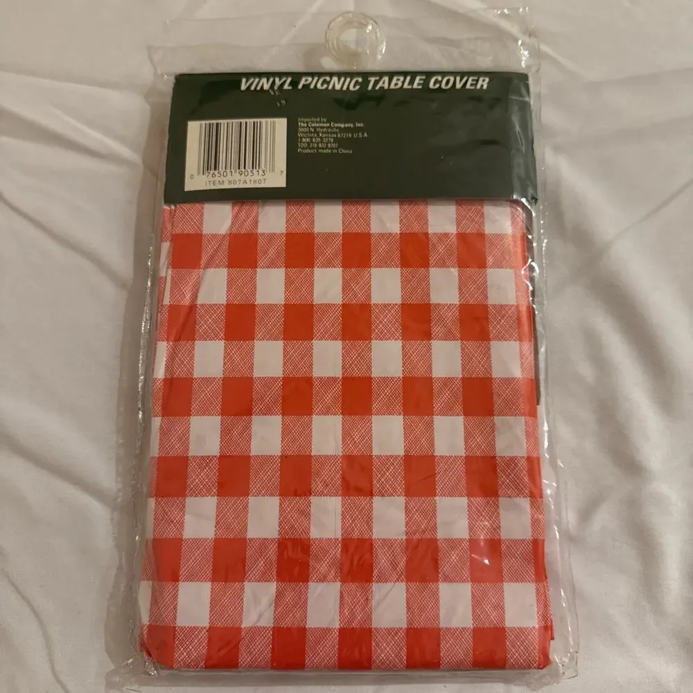 NEW NIP Coleman Red Checkered Gingham Reusable Tablecloth Vinyl Cover